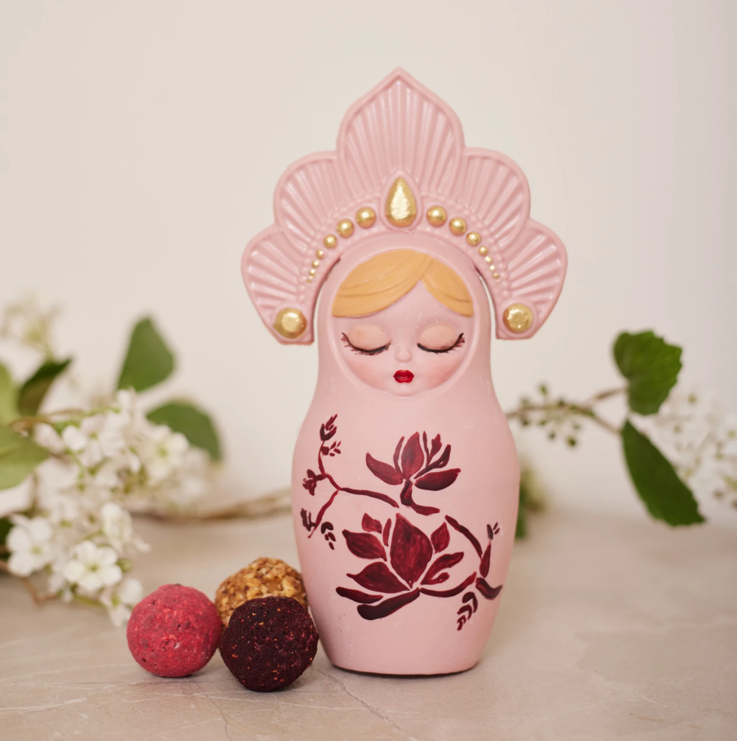 Шоколадная матрешка с сюрпризом M