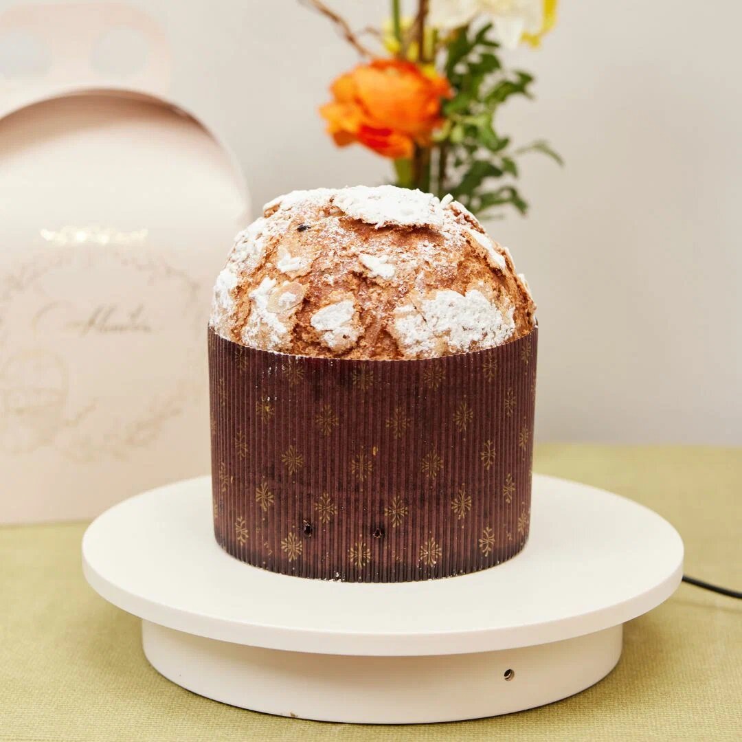 Паннетоне «Ягоды-белый шоколад»