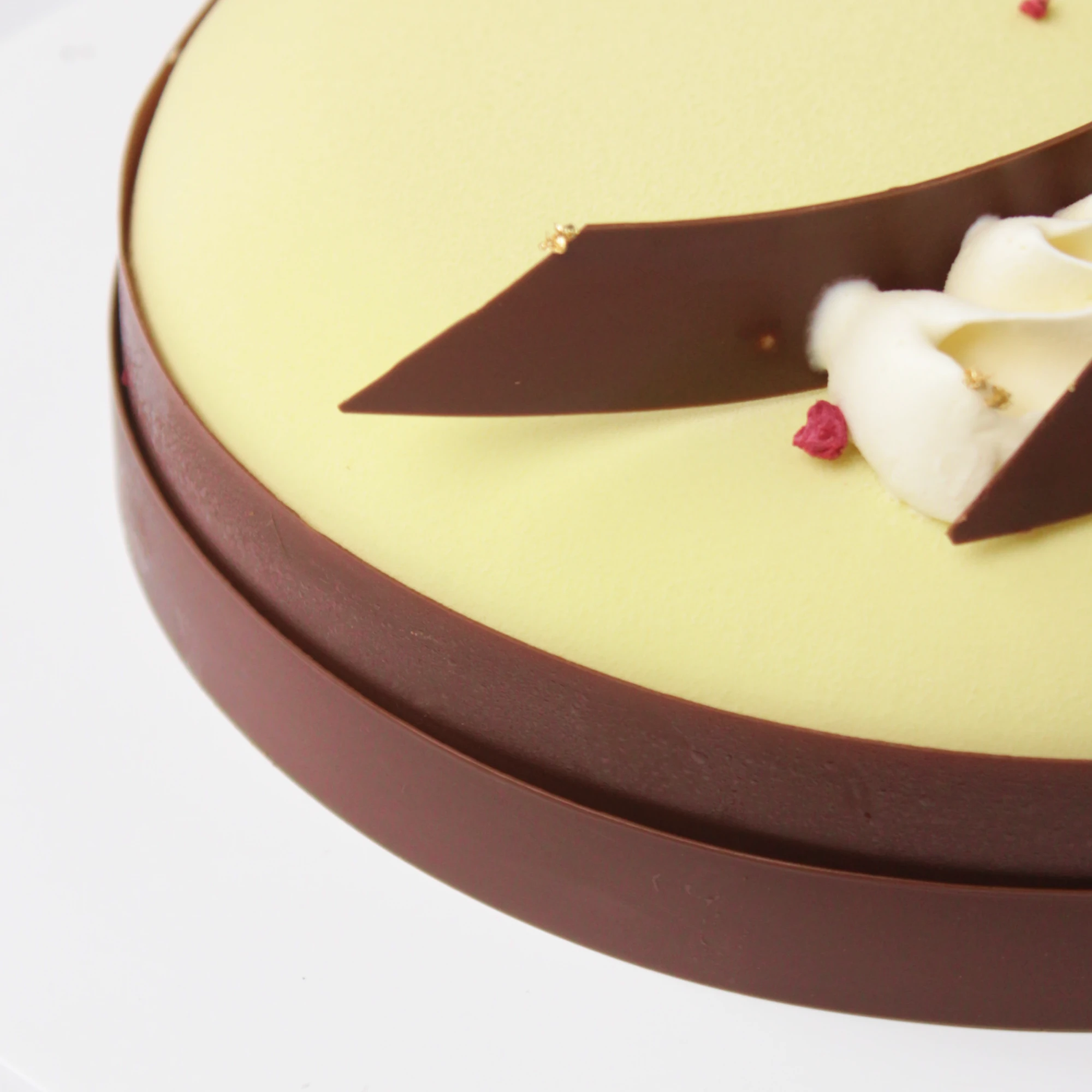 Торт «Малина - фисташка»