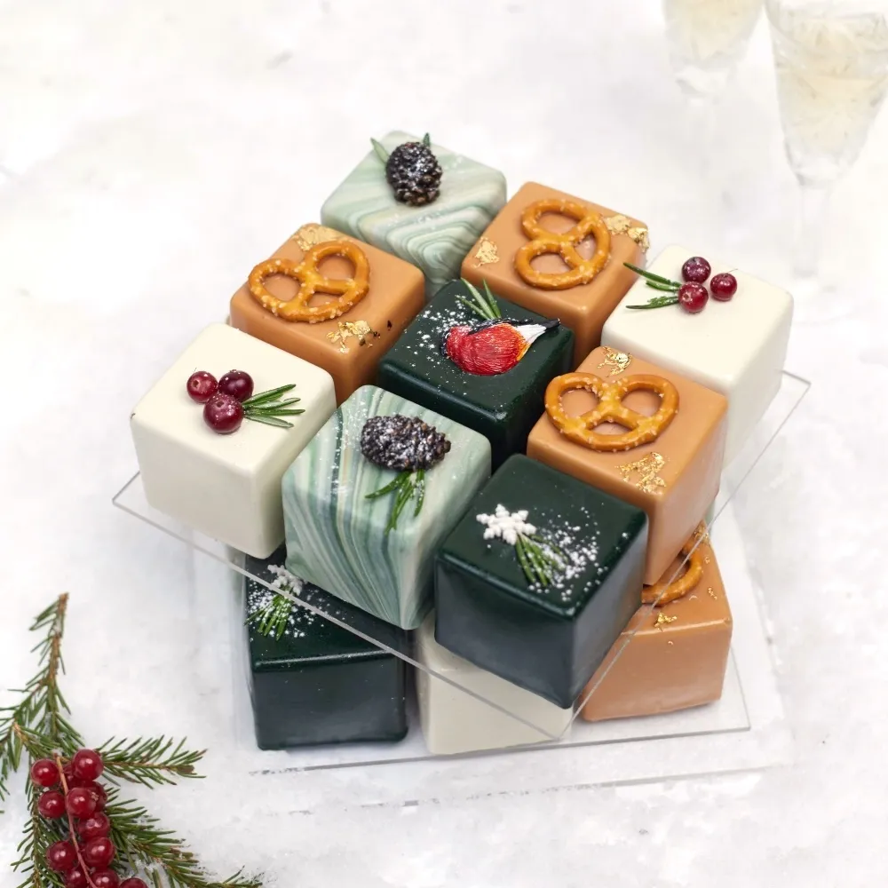 Куб «Малина-фисташка» новогодний