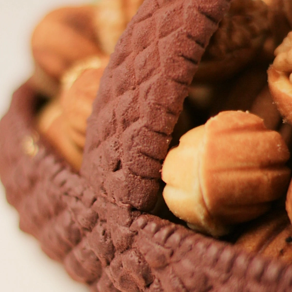 Шоколадная корзина с орешками_фото_товара3